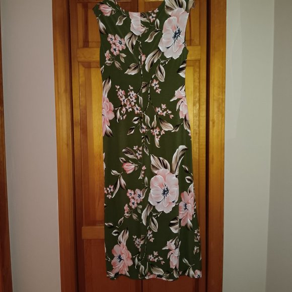 *PD* NWOT Connected Apparel Women's Sleeveless Cowl Neck Printed Dress, size 10 - Picture 6 of 8